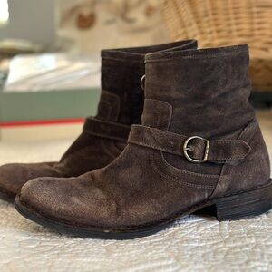 Fiorentini + Baker Suede Carnaby Cleo zip ankle boots size 40